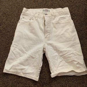 Vintage White high waisted Guess shorts